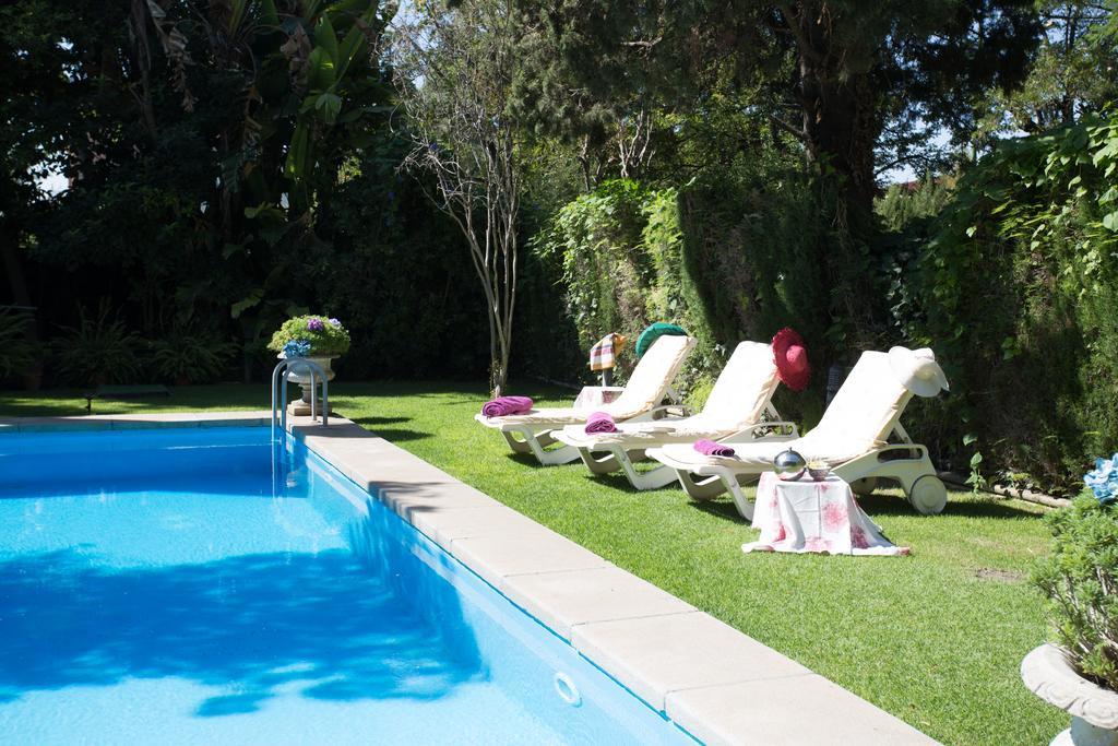 Villa De La Palmera Севилья Экстерьер фото
