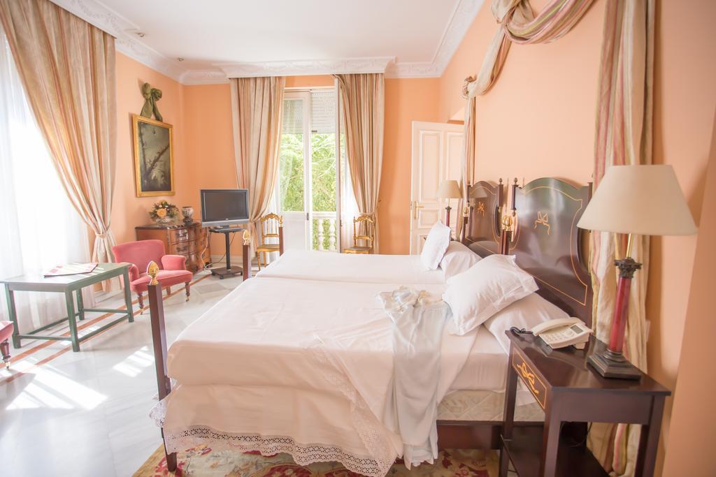 Villa De La Palmera Севилья Экстерьер фото